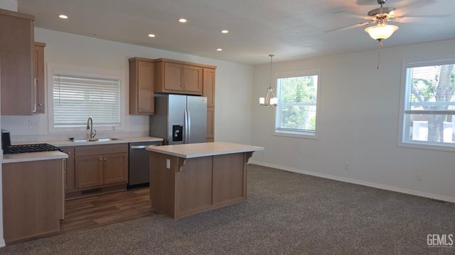 2500 Jewetta Avenue 6, Bakersfield, CA 93312