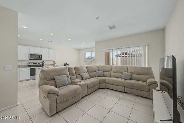 10410 W SONRISAS Street, Tolleson, AZ 85353