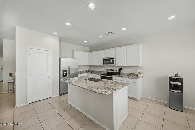 10410 W SONRISAS Street, Tolleson, AZ 85353