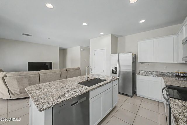 10410 W SONRISAS Street, Tolleson, AZ 85353