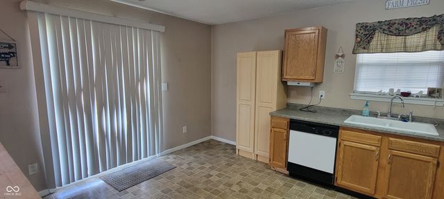 8145 Sunset Court, Columbus, IN 47201