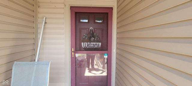 8145 Sunset Court, Columbus, IN 47201