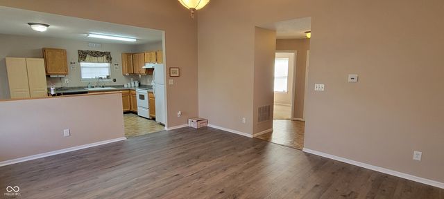 8145 Sunset Court, Columbus, IN 47201