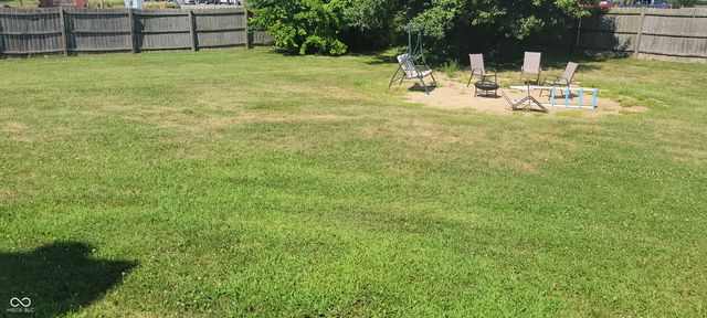 8145 Sunset Court, Columbus, IN 47201