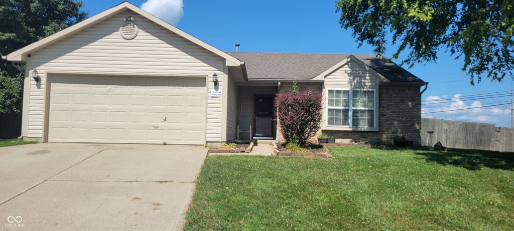 8145 Sunset Court, Columbus, IN 47201