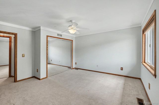 22935 Allor Street, St. Clair Shores, MI 48082
