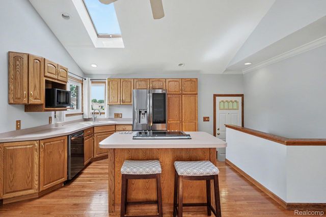 22935 Allor Street, St. Clair Shores, MI 48082