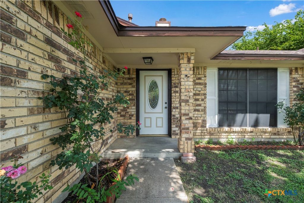3301 Honeysuckle Drive, Killeen, TX 76542