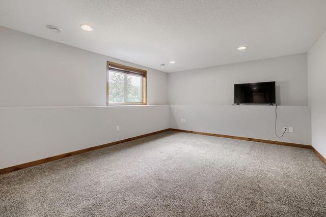 17735 Xenia Street NW, Andover, MN 55304
