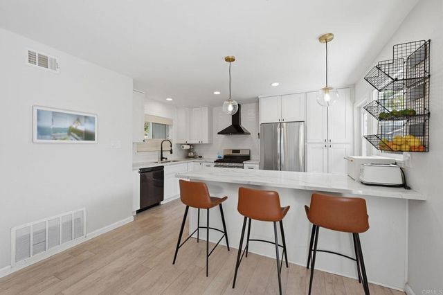 3005 Osceola Avenue, San Diego, CA 92117