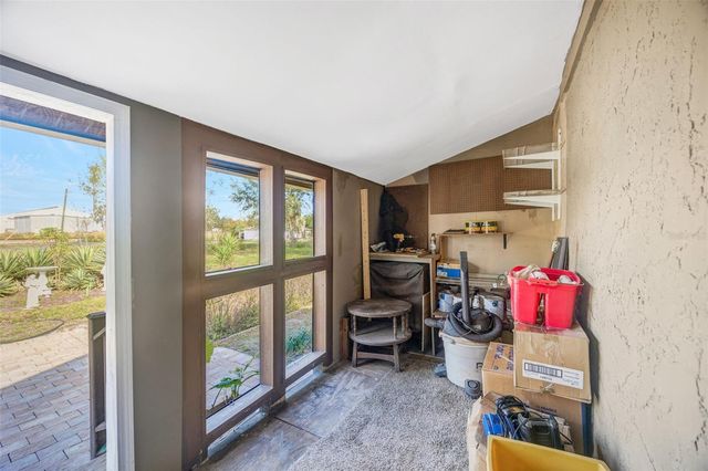 1112 W MADISON STREET, Plant City, FL 33563