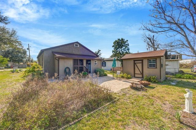 1112 W MADISON STREET, Plant City, FL 33563