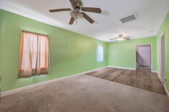 1112 W MADISON STREET, Plant City, FL 33563