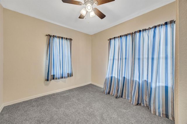 1112 W MADISON STREET, Plant City, FL 33563