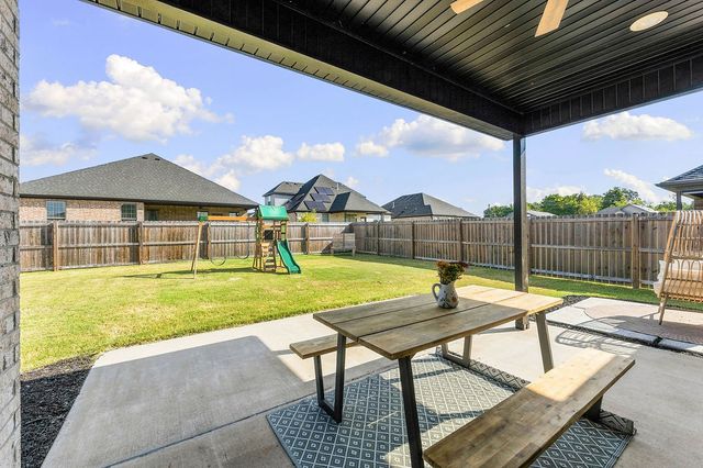 770 Merryfield Street, Bentonville, AR 72713