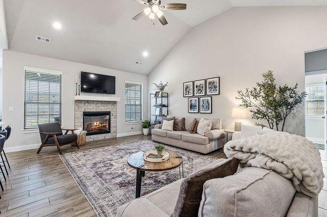 770 Merryfield Street, Bentonville, AR 72713