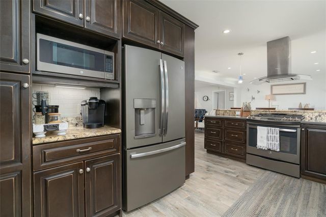 1212 MAGNOLIA STREET, New Smyrna Beach, FL 32168