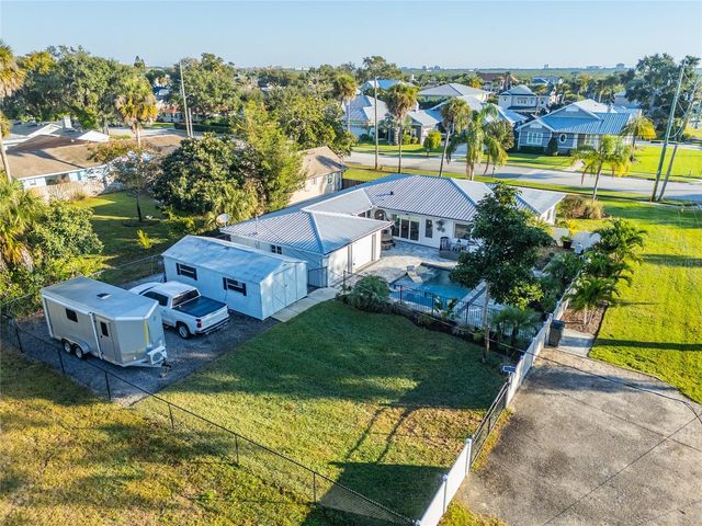1212 MAGNOLIA STREET, New Smyrna Beach, FL 32168
