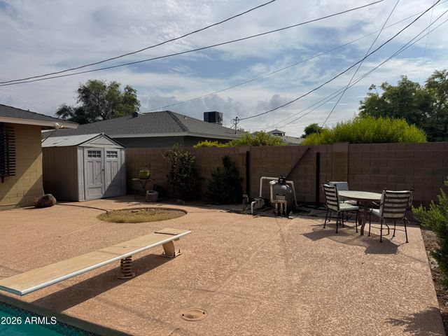 8207 E VERNON Avenue, Scottsdale, AZ 85257