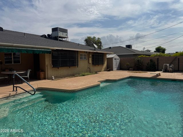 8207 E VERNON Avenue, Scottsdale, AZ 85257
