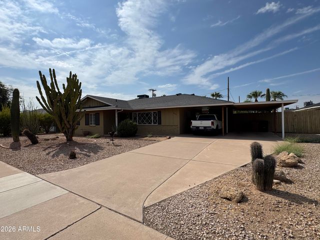 8207 E VERNON Avenue, Scottsdale, AZ 85257