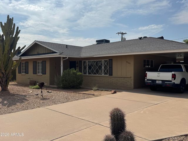 8207 E VERNON Avenue, Scottsdale, AZ 85257