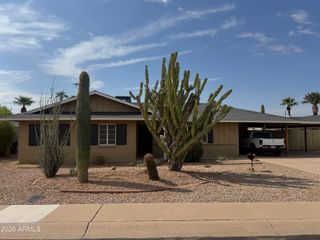 8207 E VERNON Avenue, Scottsdale, AZ 85257