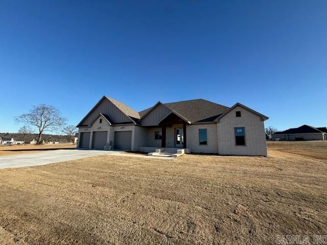 3 Republican Loop, Greenbrier, AR 72058