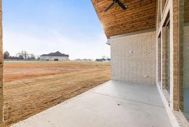 3 Republican Loop, Greenbrier, AR 72058