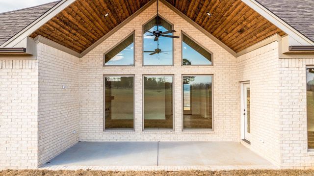 3 Republican Loop, Greenbrier, AR 72058