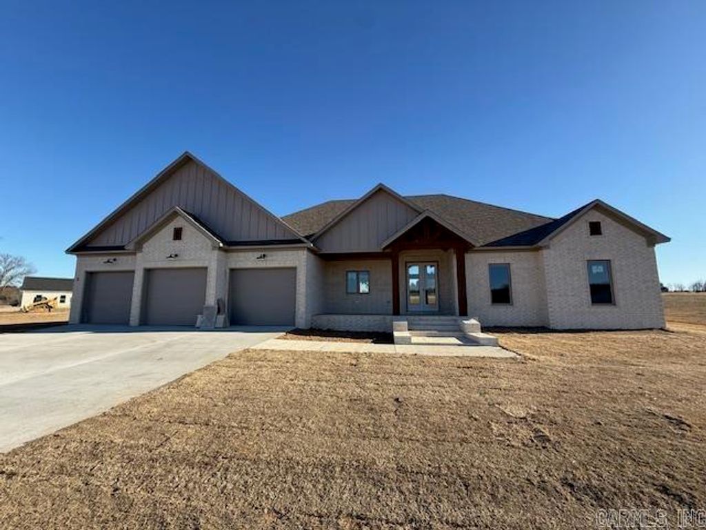 3 Republican Loop, Greenbrier, AR 72058