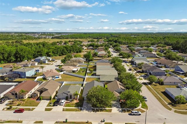 30816 MIDTOWN COURT, Wesley Chapel, FL 33545