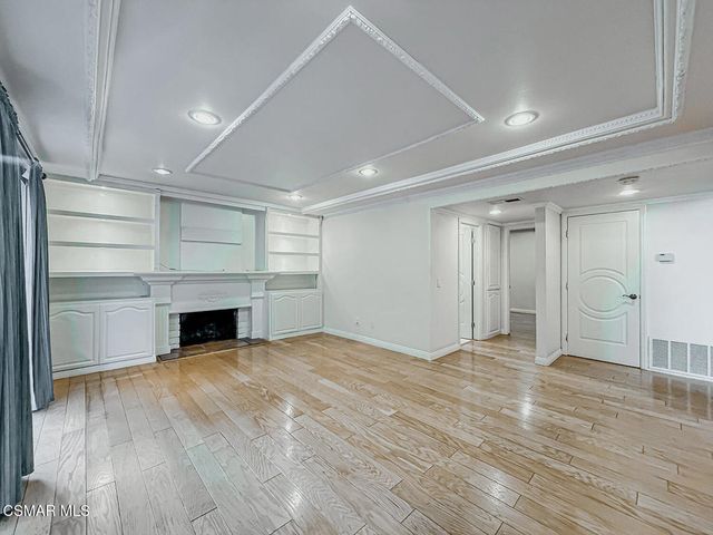 1902 Stonesgate Street, Westlake Village, CA 91361