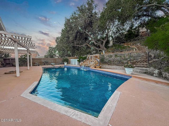 1902 Stonesgate Street, Westlake Village, CA 91361