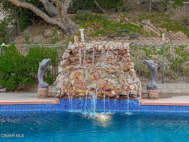 1902 Stonesgate Street, Westlake Village, CA 91361