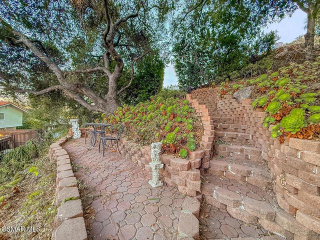 1902 Stonesgate Street, Westlake Village, CA 91361