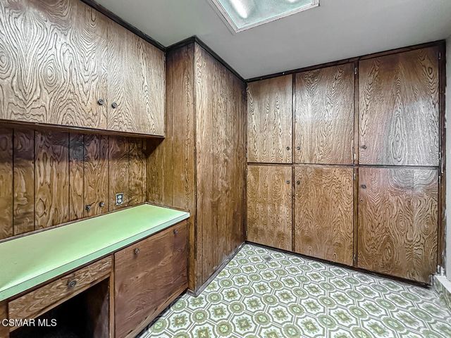 1902 Stonesgate Street, Westlake Village, CA 91361