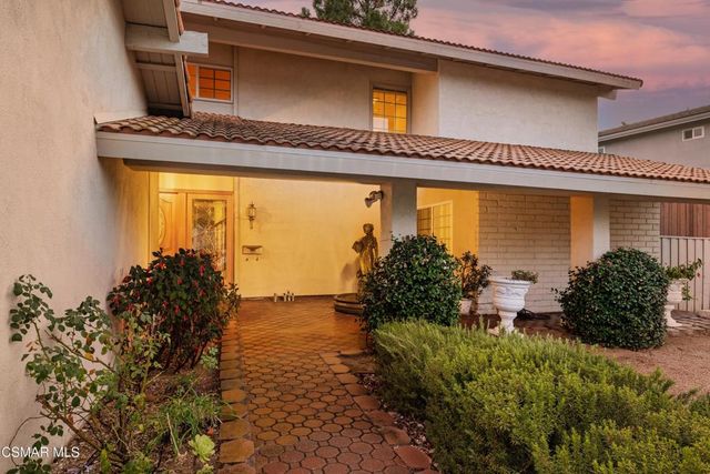 1902 Stonesgate Street, Westlake Village, CA 91361