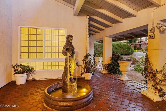 1902 Stonesgate Street, Westlake Village, CA 91361