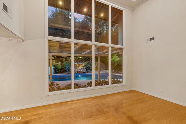 1902 Stonesgate Street, Westlake Village, CA 91361