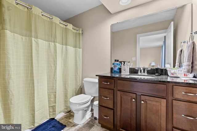 828 SPRING ROCK CT, Mechanicsburg, PA 17055