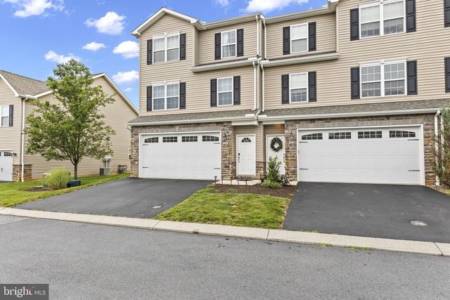 828 SPRING ROCK CT, Mechanicsburg, PA 17055