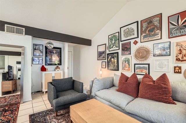 3018 S 1st ST 204, Austin, TX 78704