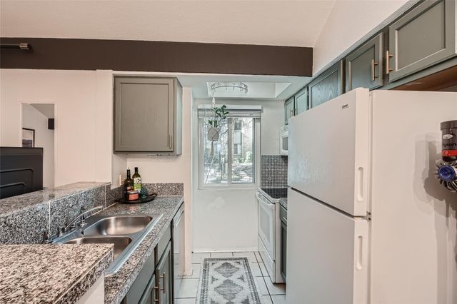 3018 S 1st ST 204, Austin, TX 78704