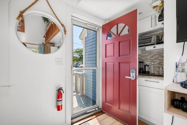 962 Commercial Street UNIT 7, Provincetown, MA 02657