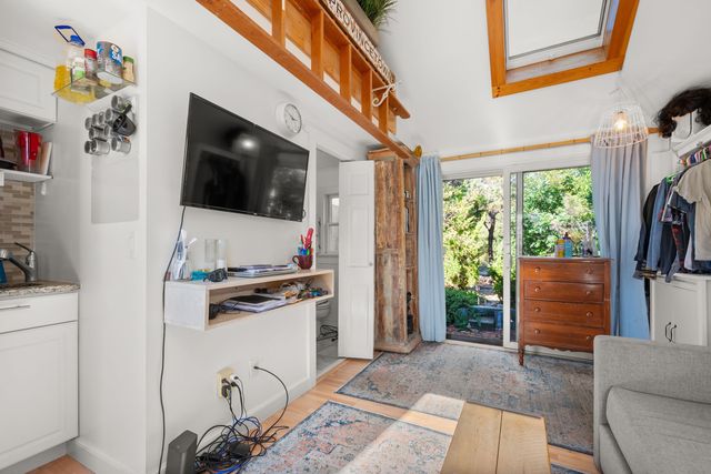 962 Commercial Street UNIT 7, Provincetown, MA 02657