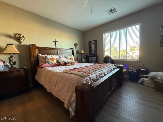 2416 Jubilance Point Court, North Las Vegas, NV 89032