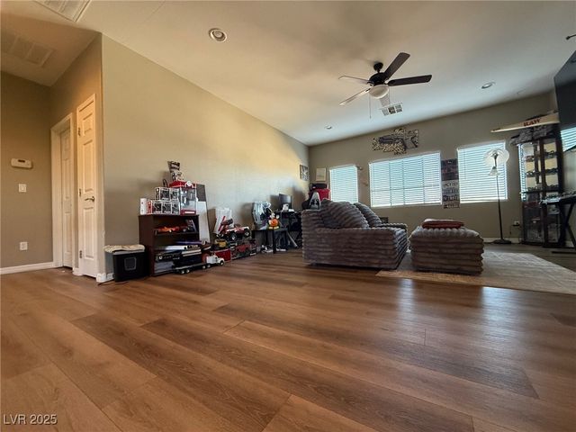 2416 Jubilance Point Court, North Las Vegas, NV 89032