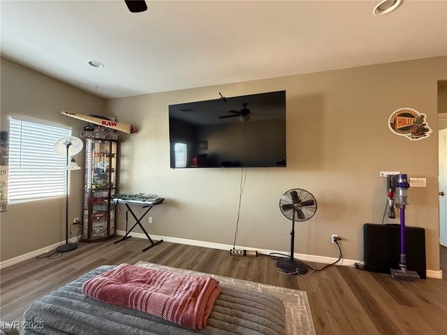 2416 Jubilance Point Court, North Las Vegas, NV 89032