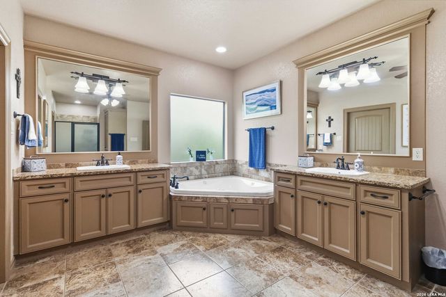 785 LAKE FRST, Canyon Lake, TX 78133